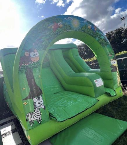 https://www.childrensfurniturehire.co.uk/