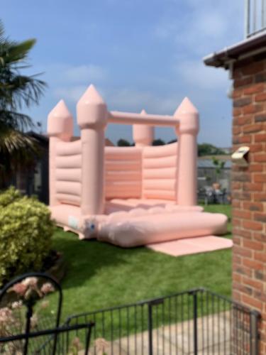 https://www.childrensfurniturehire.co.uk/